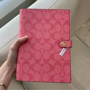 ❗️SOLD❗️Coach notebook